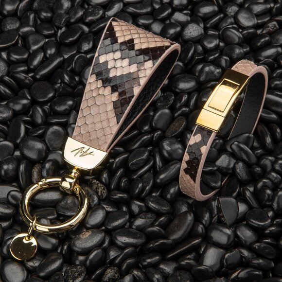 Luxury Python Leather Gift Set – Handmade & Elegant Peru Style - Picture 3 of 5